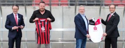 Die Sparkasse Lippstadt verlängert vorzeitig den Sponsoringvertrag mit dem SV Lippstadt 08