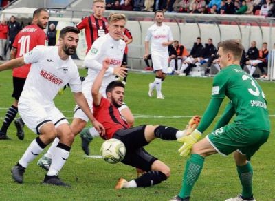 SV-Coach Berlinski: „Müssen die Kirche im Dorf lassen“