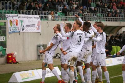 SV Lippstadt geht mit einem überzeugenden 1:2 Sieg in die Winterpause