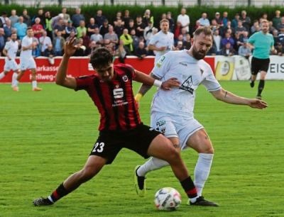 Aus Aachen-Block fliegen Becher: Lippstadt-Spiel vor Abbruch