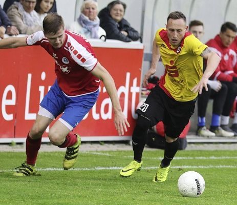 Tobias Puhl war der Matchwinner beim 2:0-Sieg gegen den TuS Ennepetal: Der Stürmer erzielte beide Treffer für den SV Lippstadt. Es waren seine Saisontore 18 und 19. – Foto: Lütkehaus